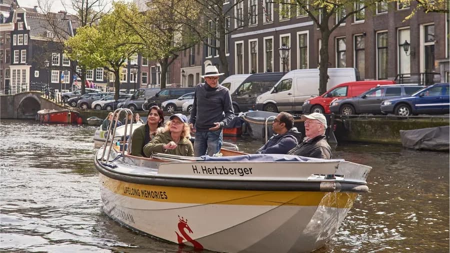 Open Boat Tour - Departure from Central Station